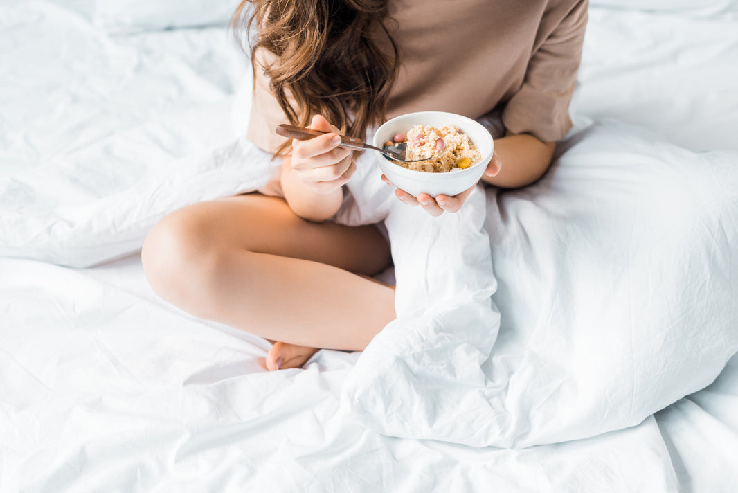 4 tipos de alimentos que ayudarán a dormir profundamente
